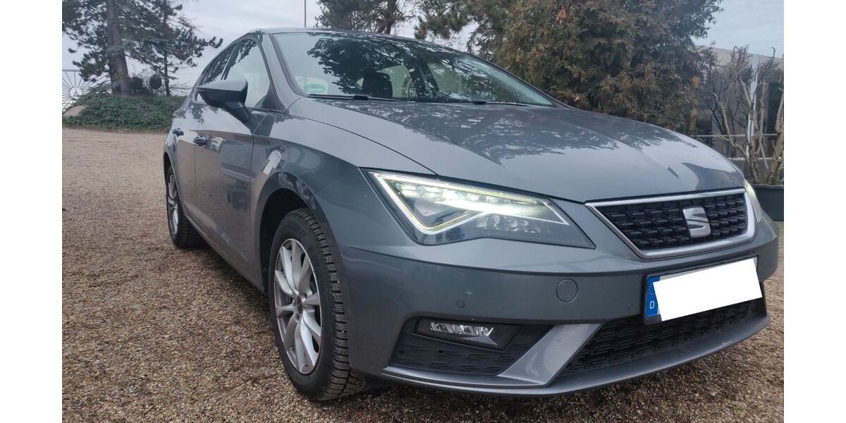 Seat Leon 106.000 km 11.950 &euro; Peine 31226