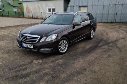 Mercedes-Benz E 250 226.000 km 11.250 &euro; Denkte 38321