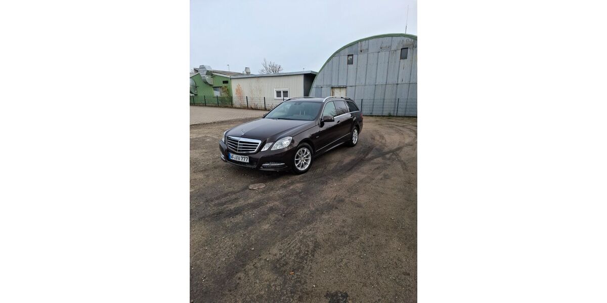 Mercedes-Benz E 250 226.000 km 11.250 &euro; Denkte 38321