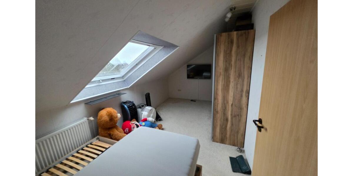 Dachgeschoßwohnung Sassenburg - 3 Zimmer, 71 m&sup2;, 462&euro; | Angebot:25972307