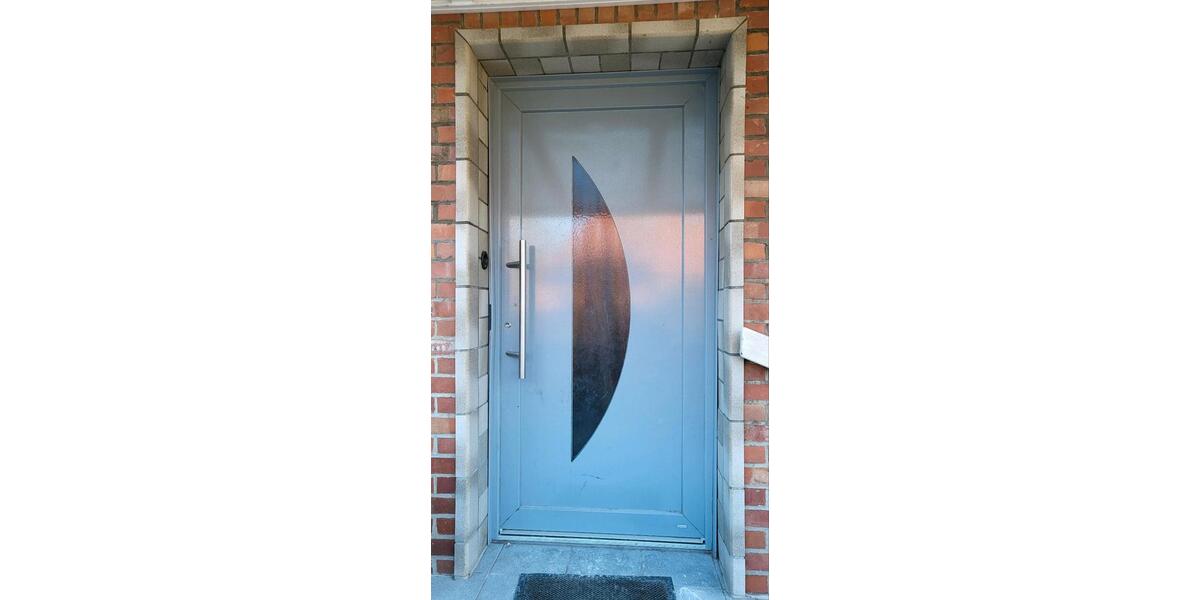 Einfamilienhaus Hillerse - 8 Zimmer, 220 m&sup2;, 1.600&euro; | Angebot:24655265