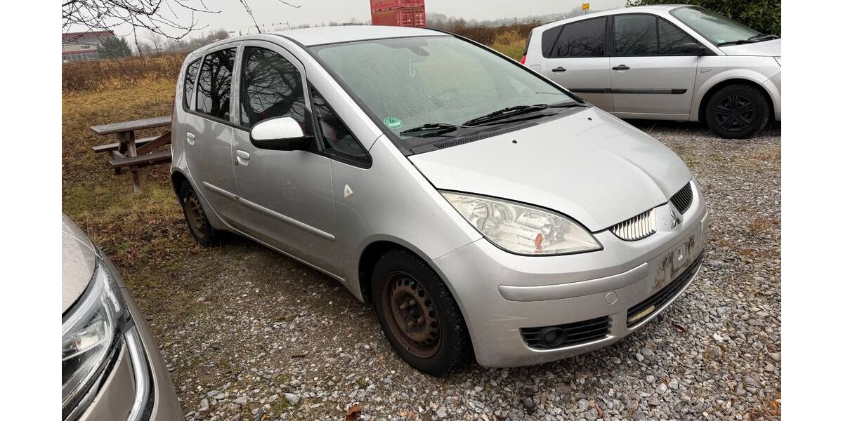 Mitsubishi Colt 285.000 km 750 &euro; Wolfenbüttel (Halchter) 38304