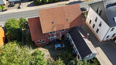 CHARMANTES MEHRFAMILIENHAUS MIT POTENZIAL 10 zimmer