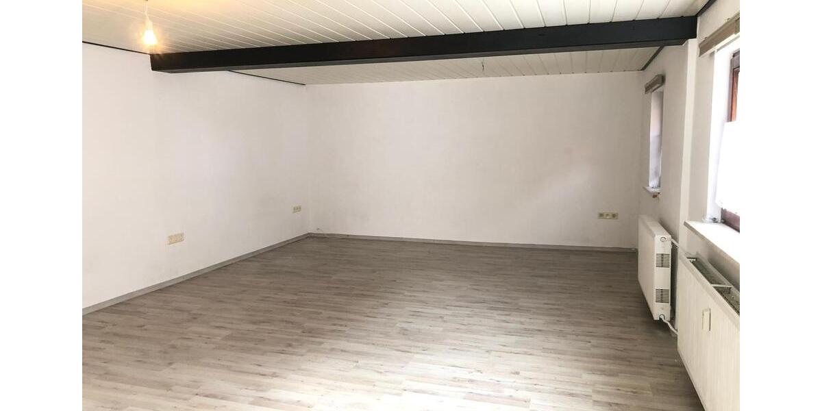 Etagenwohnung Sassenburg - 3 Zimmer, 75 m&sup2;, 750&euro; | Angebot:24810917