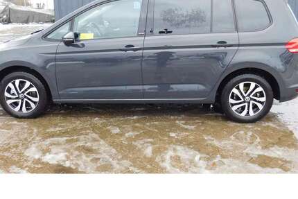 VW Touran 21.400 km 23.990 &euro; Vordorf 38533