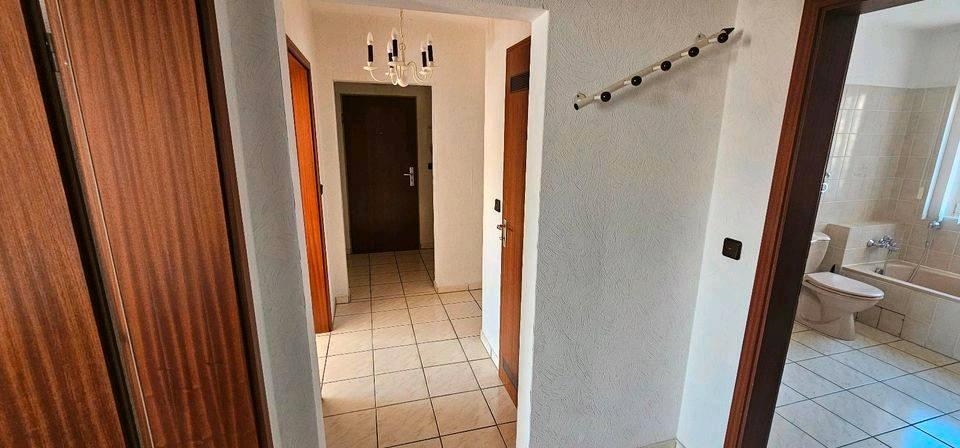 Erdgeschoßwohnung Wolfenbüttel - 3 Zimmer, 82 m&sup2;, 700&euro; | Angebot:26342177