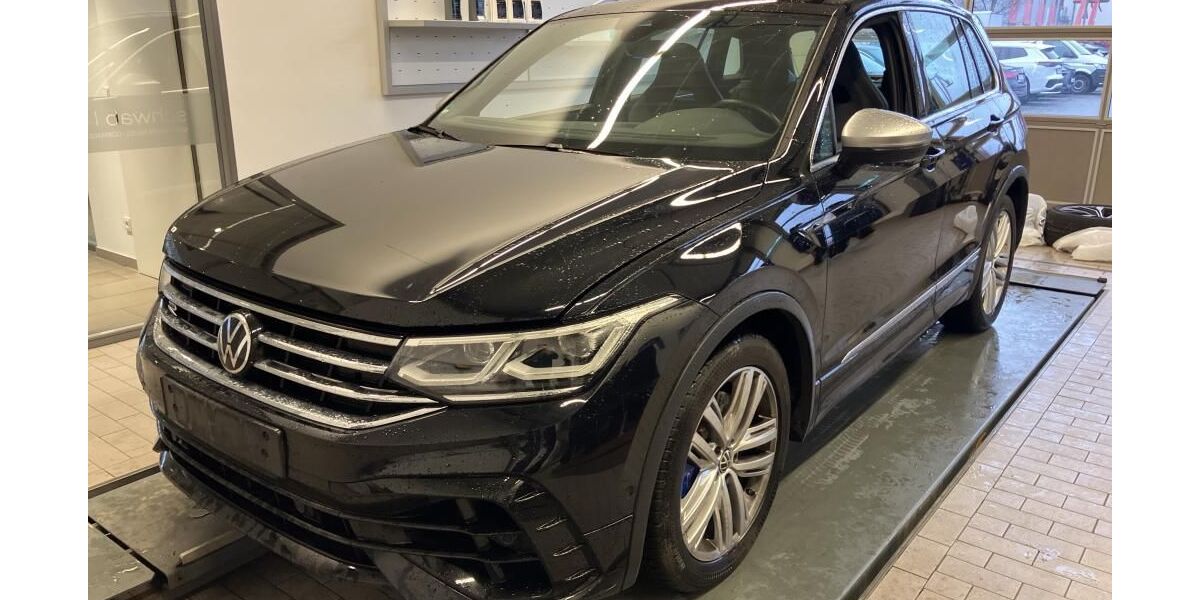 VW Tiguan 84.617 km 36.900 &euro; Braunschweig 38122
