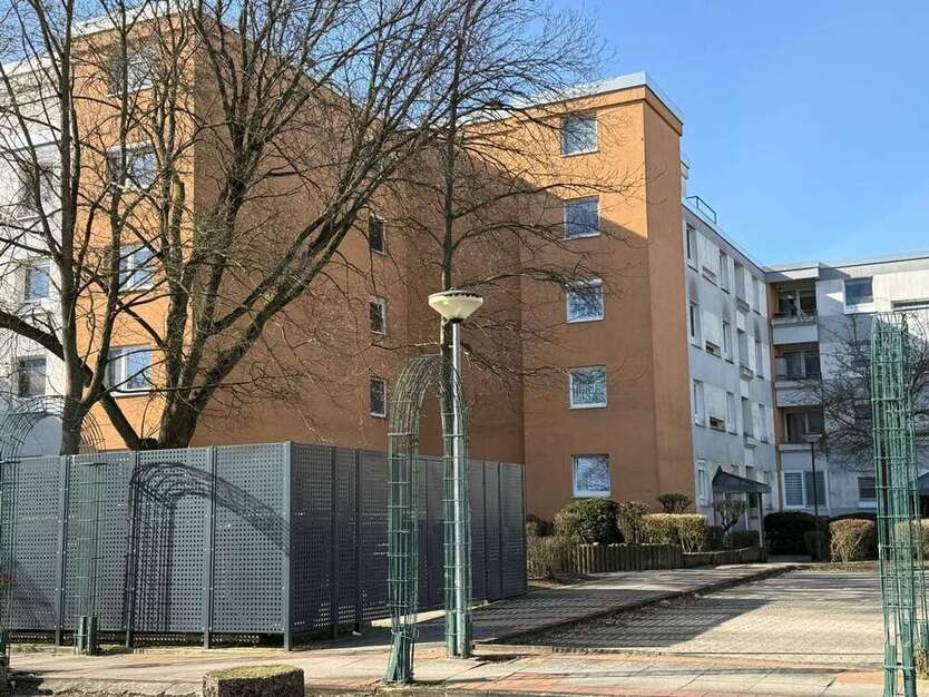 Wohnung zum Kaufen in Wolfsburg 129.000 € 78 m²