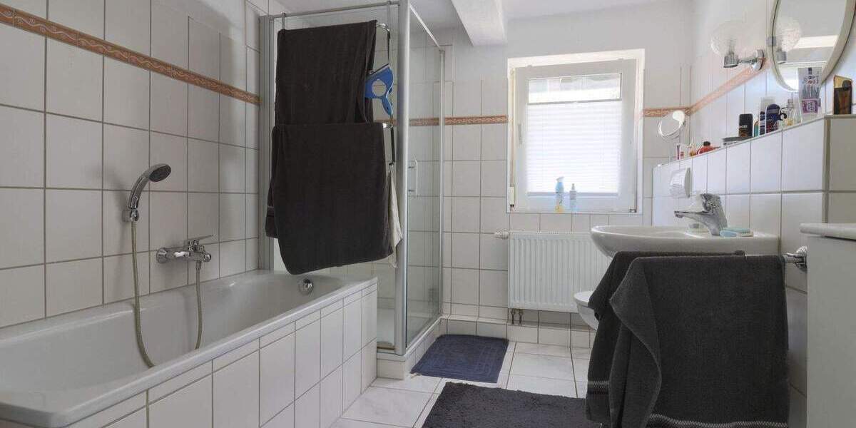 Einfamilienhaus Liebenburg Othfresen - 8 Zimmer, 170 m&sup2;, 185.000&euro; | Angebot:24450426