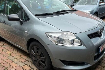 Toyota Auris 132.000 km 4.750 &euro; Wolfenbüttel (Halchter) 38304