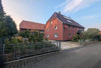 Haus Söhlde - 8 Zimmer, 223 m&sup2;, 330.000&euro; | Angebot:26107877