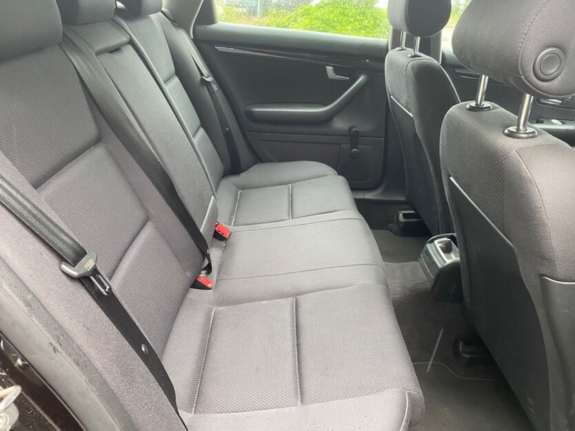 Audi A4 Avant 293.146 km 3.980 € Braunschweig 38100