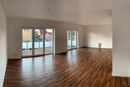 Wohnung Sassenburg - 2.5 Zimmer, 75 m&sup2;, 675&euro; | Angebot:26185564