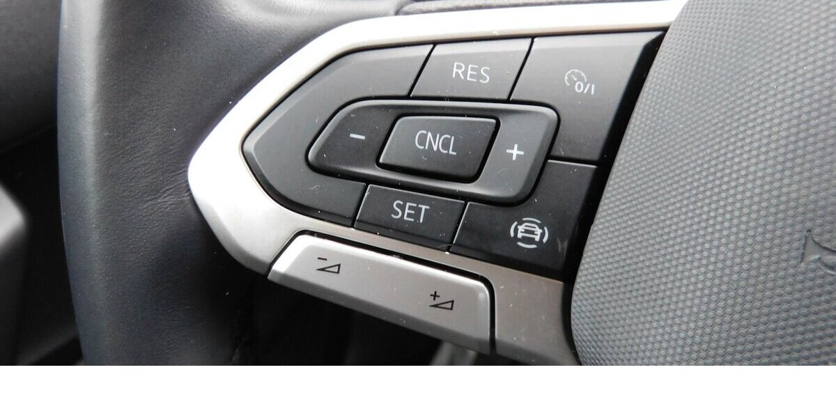 VW Taigo 1.0 TSI BMT Klima Navi LED 26.400 km 16.690 &euro; Vordorf 38533