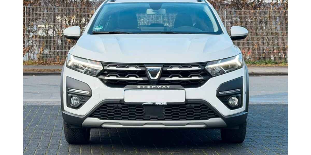 Dacia Sandero 22.400 km 11.300 &euro; Gifhorn 38518