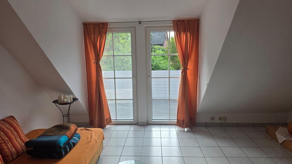 Dachgeschoßwohnung Schwülper - 3 Zimmer, 90 m&sup2;, 720&euro; | Angebot:26645675