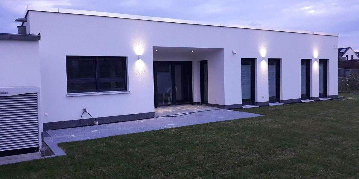 Einfamilienhaus Braunschweig Stöckheim - 3 Zimmer, 120 m&sup2;, 1.800&euro; | Angebot:25784546