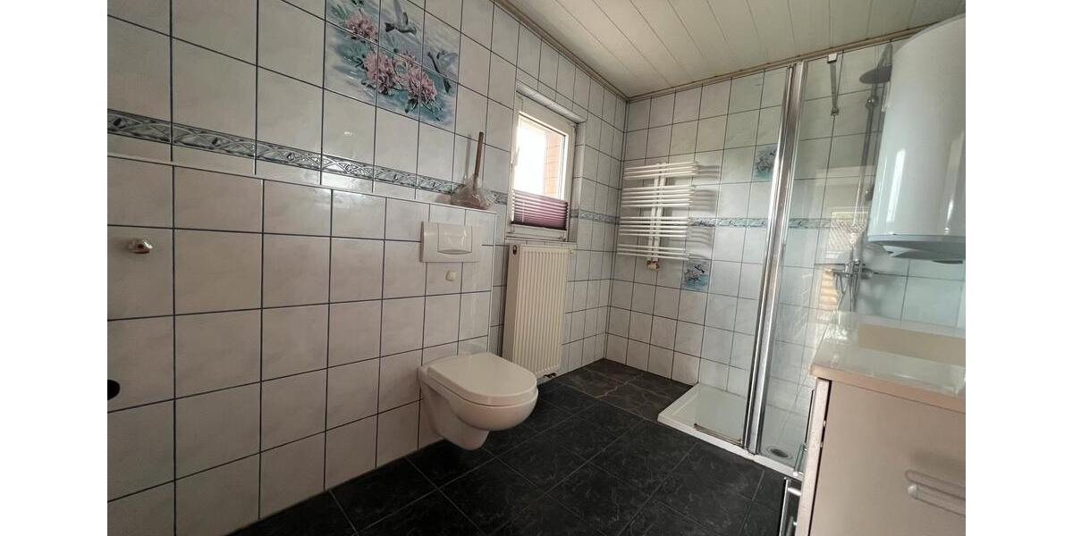 Einfamilienhaus Königslutter am Elm - 8.5 Zimmer, 240 m&sup2;, 210.000&euro; | Angebot:26979460