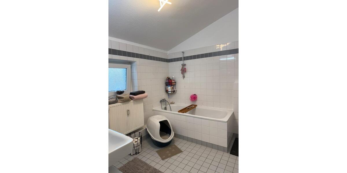 Dachgeschoßwohnung Braunschweig Timmerlah-Geitelde-Stiddien - 3 Zimmer, 79 m&sup2;, 985&euro; | Angebot:26547802