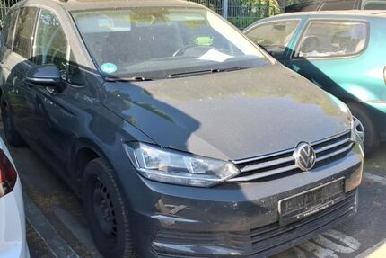 VW Touran 115.546 km 15.950 &euro; Schöppenstedt 38170