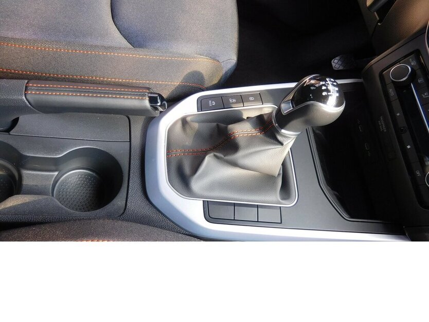 Seat Arona 1.0 FR-Line TSI BMT Navi Klima Alu 16.000 km 17.690 € Vordorf 38533