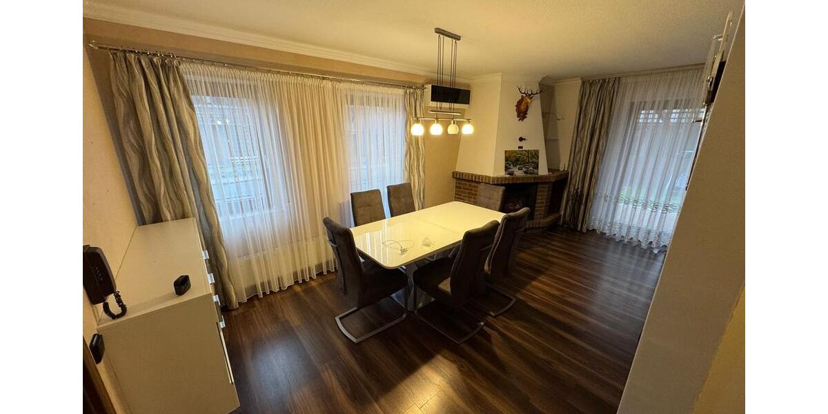 Etagenwohnung Lengede - 6 Zimmer, 151 m&sup2;, 1.350&euro; | Angebot:25293036