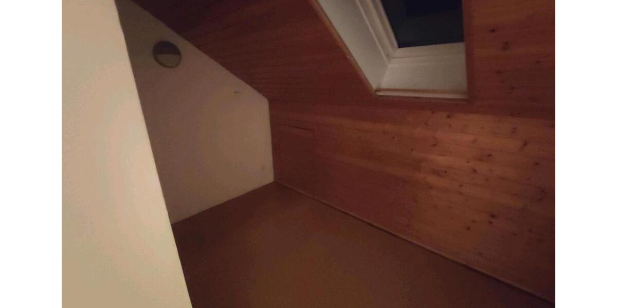 Dachgeschoßwohnung Wolfsburg Almke - 2 Zimmer, 75 m&sup2;, 500&euro; | Angebot:24652440
