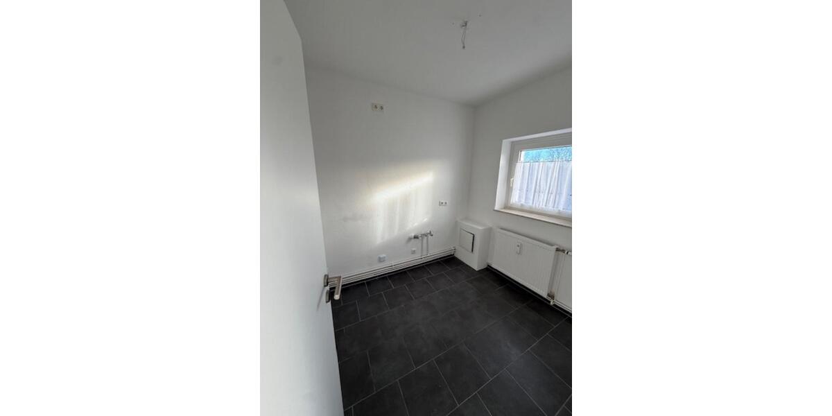 Etagenwohnung Königslutter am Elm - 3 Zimmer, 61 m&sup2;, 575&euro; | Angebot:24804103