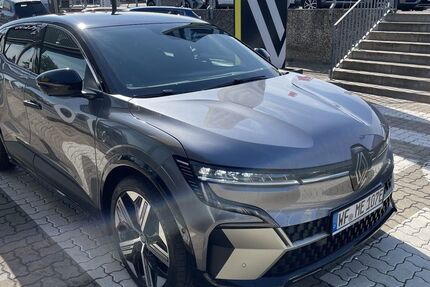 Renault Megane 5.151 km 38.390 € Wolfenbüttel 38304