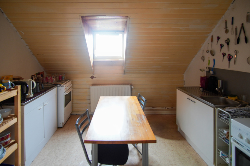 Handwerker aufgepasst! - Zentral gelegenes Mehrfamilienhaus mit Ausbaupotential 7 zimmer