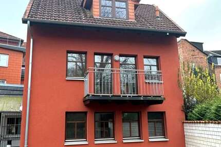 Haus zum Mieten in Peine 765 € 90 m² 2 zimmer