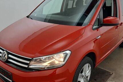 VW Caddy 119.000 km 17.999 &euro; Braunschweig 38122