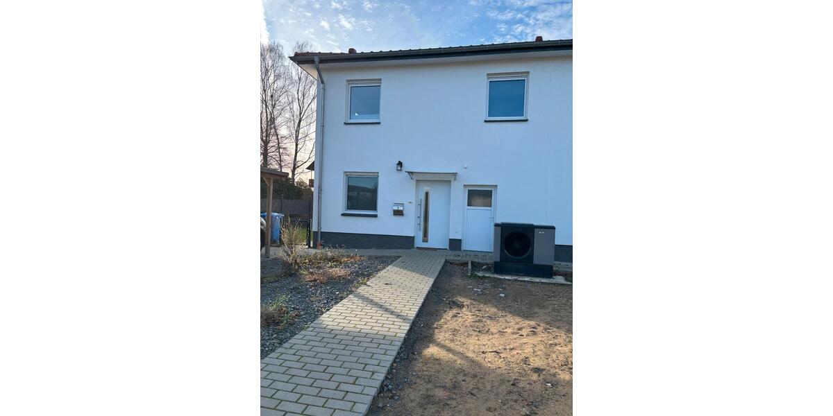 Doppelhaushälfte Meinersen - 4 Zimmer, 125 m&sup2;, 1.200&euro; | Angebot:24585209