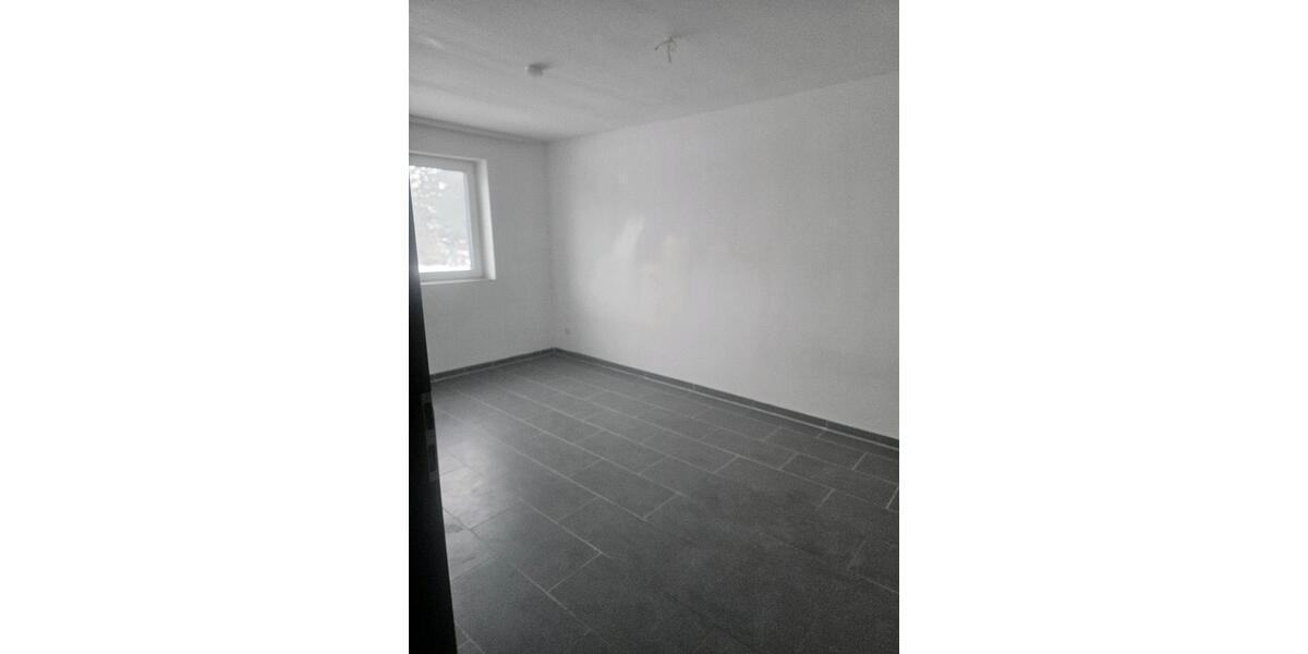 Erdgeschoßwohnung Peine Südstadt - 3 Zimmer, 75 m&sup2;, 940&euro; | Angebot:24742268