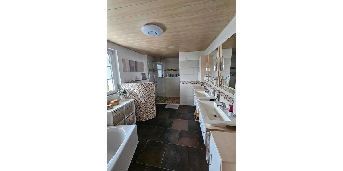 Einfamilienhaus Söhlde - 5 Zimmer, 200 m&sup2;, 485.000&euro; | Angebot:24740242