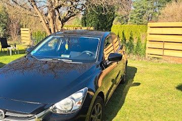 Mazda 2 176.000 km 5.990 &euro; Braunschweig 38106