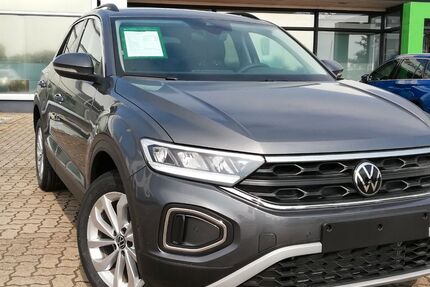 VW T-Roc 1.030 km 33.900 € Helmstedt 38350