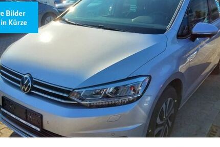 VW Touran 94.622 km 21.990 &euro; Wolfsburg 38440