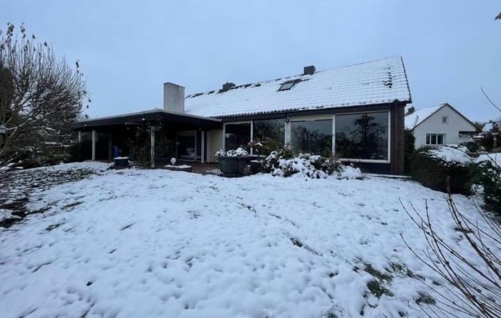 Einfamilienhaus Salzgitter - 5 Zimmer, 180 m&sup2;, 1.550&euro; | Angebot:25637642