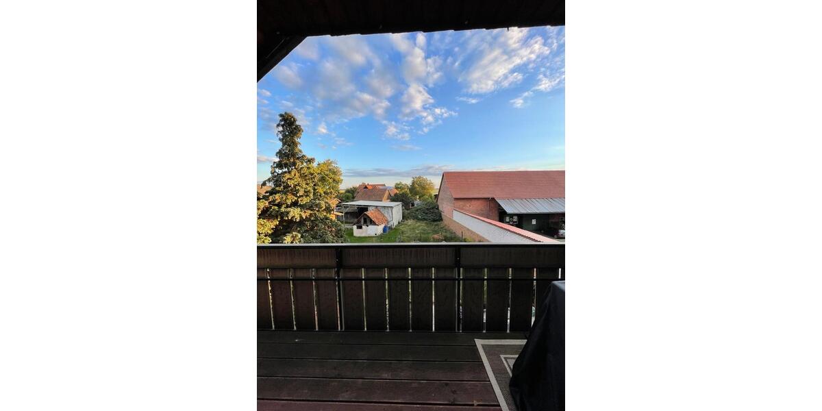 Dachgeschoßwohnung Edemissen - 4 Zimmer, 122 m&sup2;, 950&euro; | Angebot:25804869