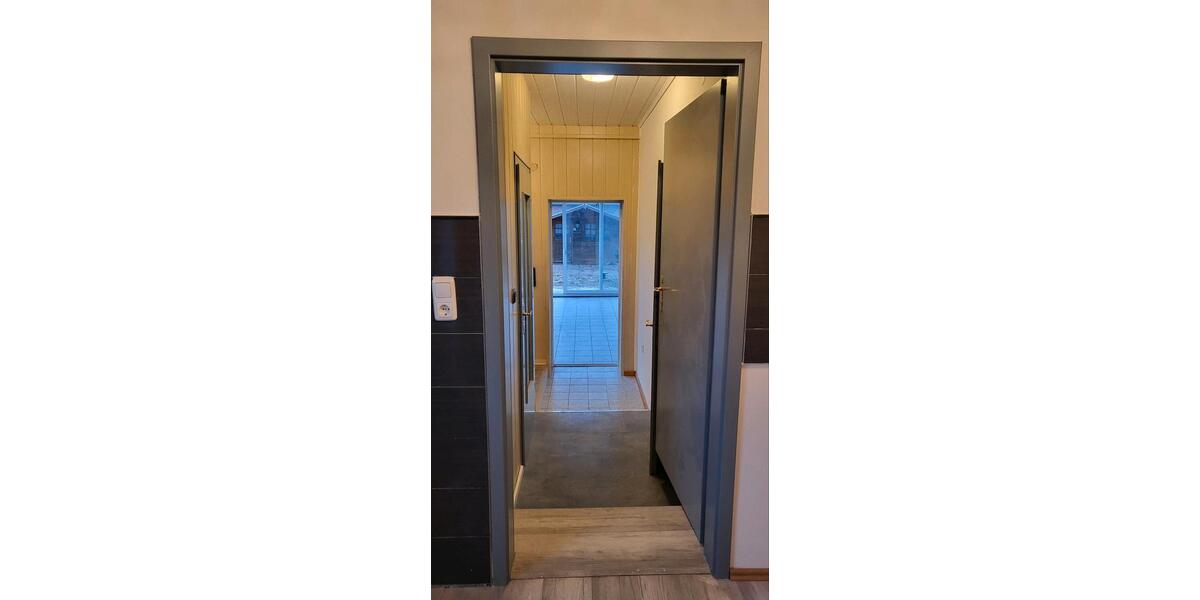 Einfamilienhaus Hillerse - 8 Zimmer, 220 m&sup2;, 1.600&euro; | Angebot:24655265