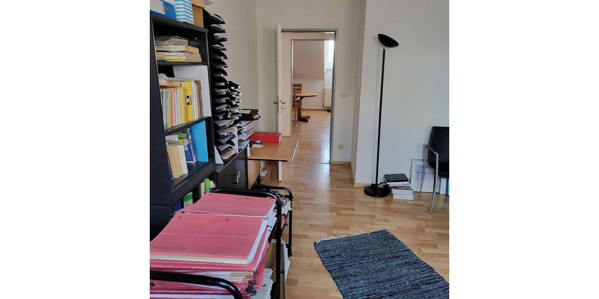 Etagenwohnung Salzgitter Thiede - 3 Zimmer, 120 m&sup2;, 700&euro; | Angebot:26929404