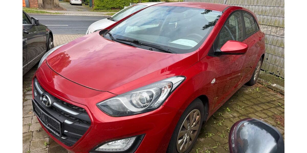 Hyundai i30 556.000 km 4.950 &euro; Wolfenbüttel (Halchter) 38304