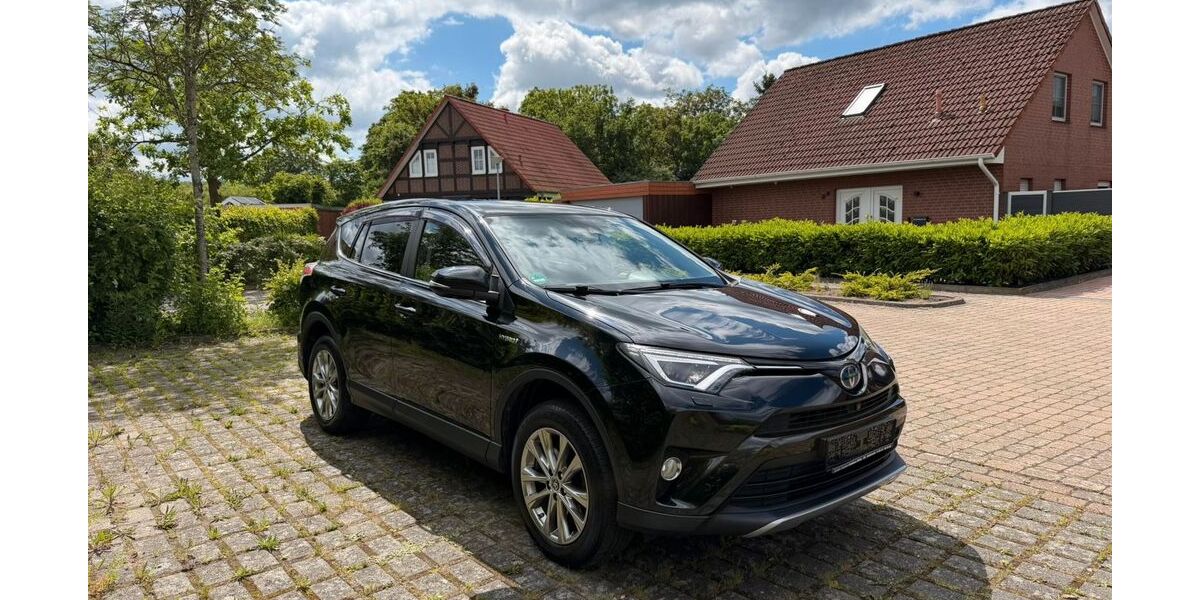 Toyota RAV 4 87.955 km 18.750 &euro; Salzgitter 38226