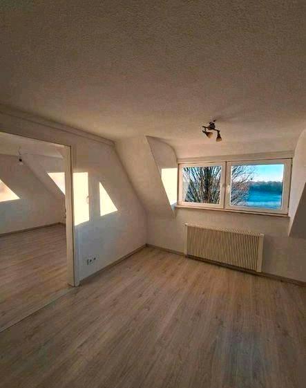 Dachgeschoßwohnung Peine Südstadt - 2 Zimmer, 40 m&sup2;, 330&euro; | Angebot:26479324