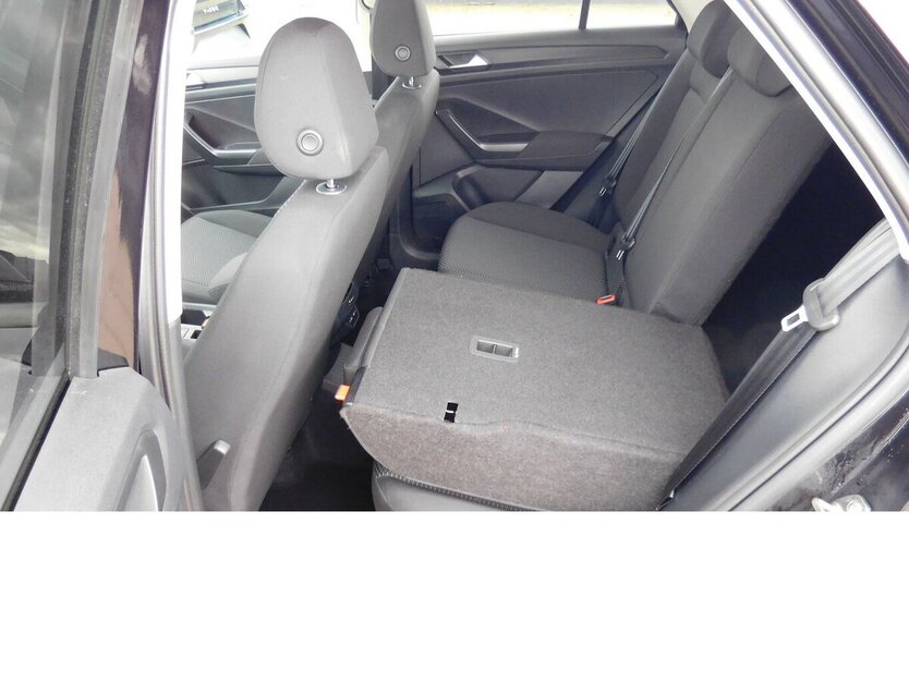 VW T-Roc 1.0 Life TSI BMT Navi Klima Alu 47.400 km 17.990 € Vordorf 38533