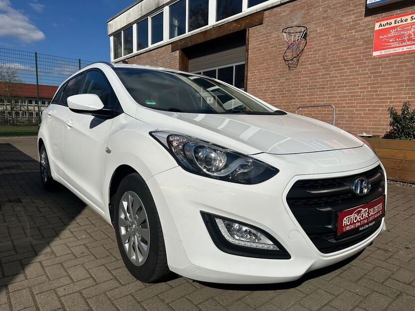 Hyundai i30 141.222 km 7.490 € Salzgitter 38259