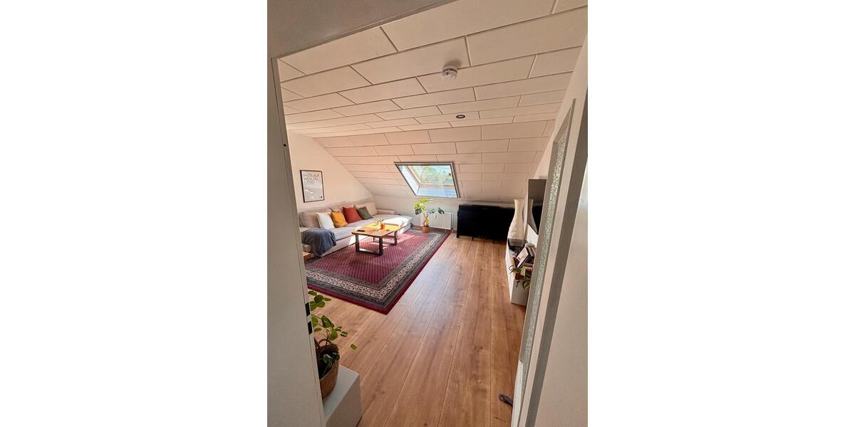 Dachgeschoßwohnung Lehre - 2 Zimmer, 75 m&sup2;, 640&euro; | Angebot:26448372