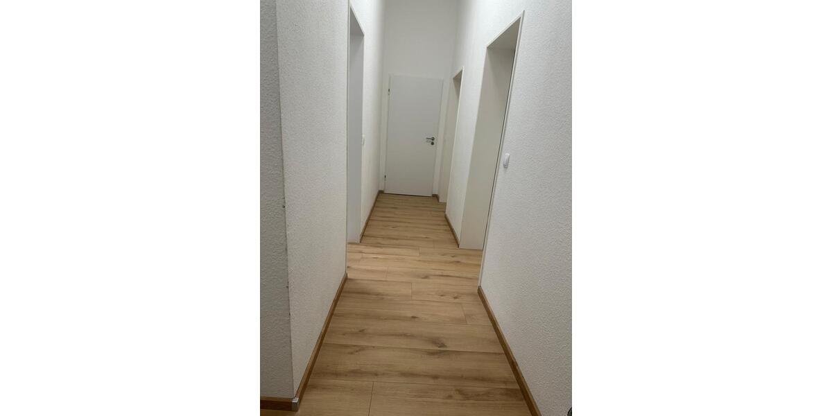 Etagenwohnung Königslutter am Elm - 2 Zimmer, 77 m&sup2;, 616&euro; | Angebot:25944685