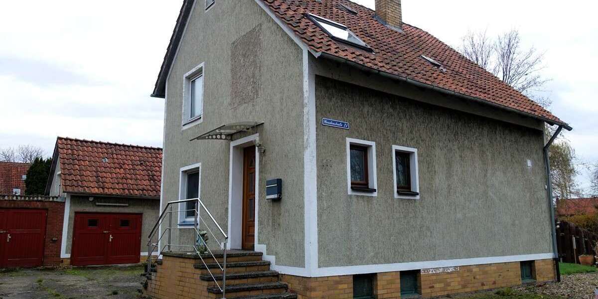 Einfamilienhaus Peine / Schmedenstedt Schmedenstedt - 5 Zimmer, 96 m&sup2;, 220.000&euro; | Angebot:24593823